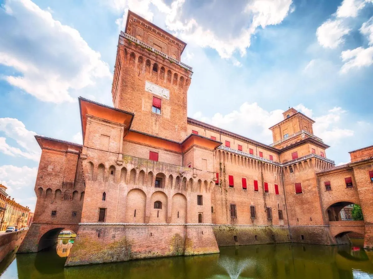 Casa Duchesse Al Castello Apartamento Ferrara Itália
