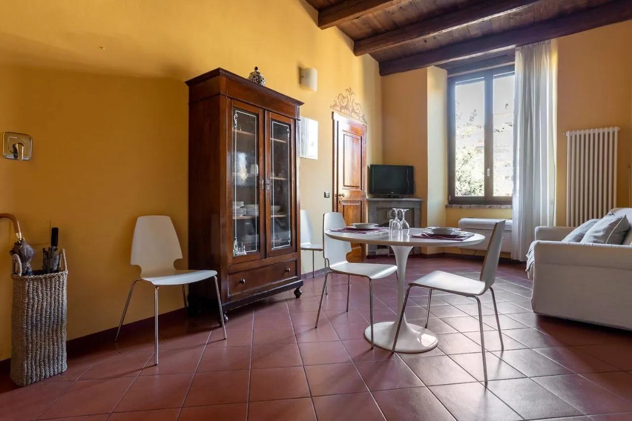 Casa Duchesse Al Castello Apartamento Ferrara 0*,  Itália